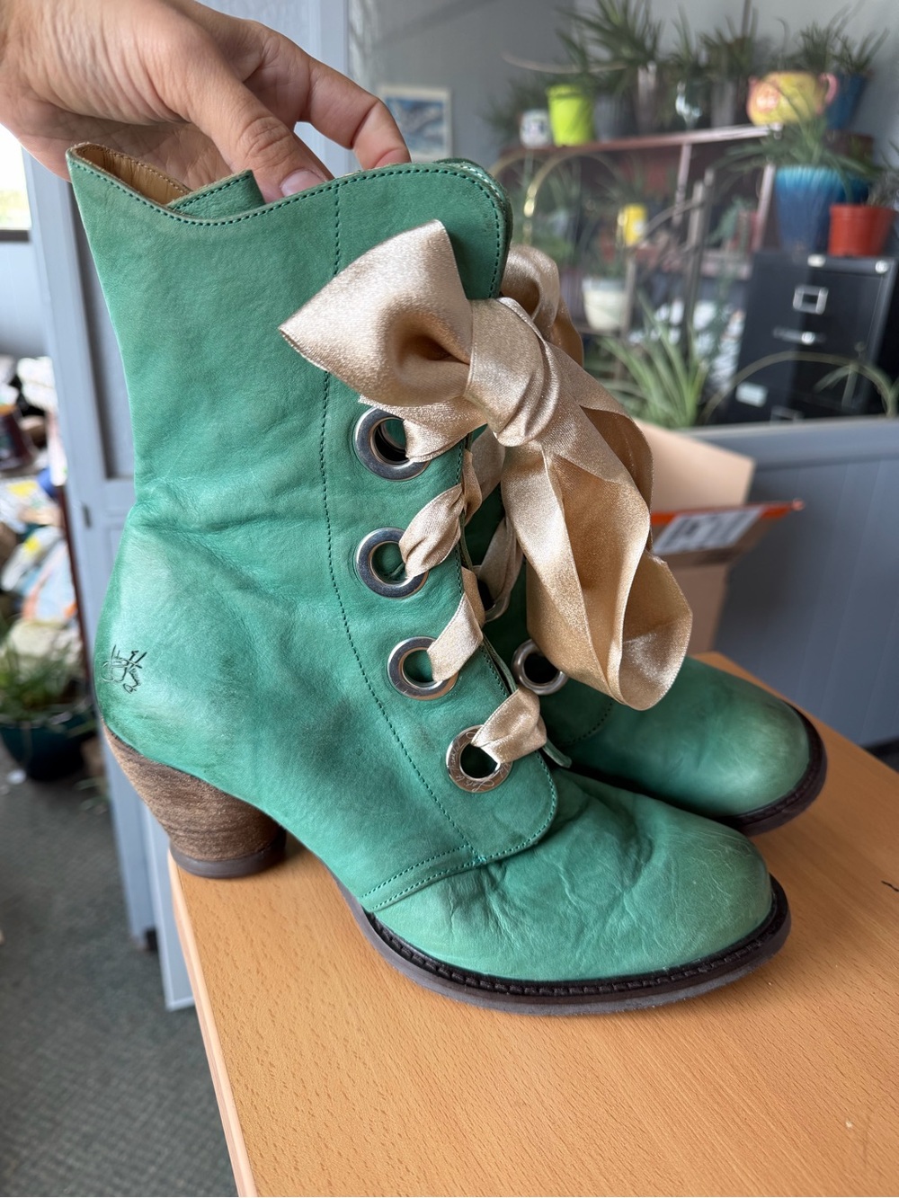 Fluevog Gladstone Boots - Picture 3 of 14